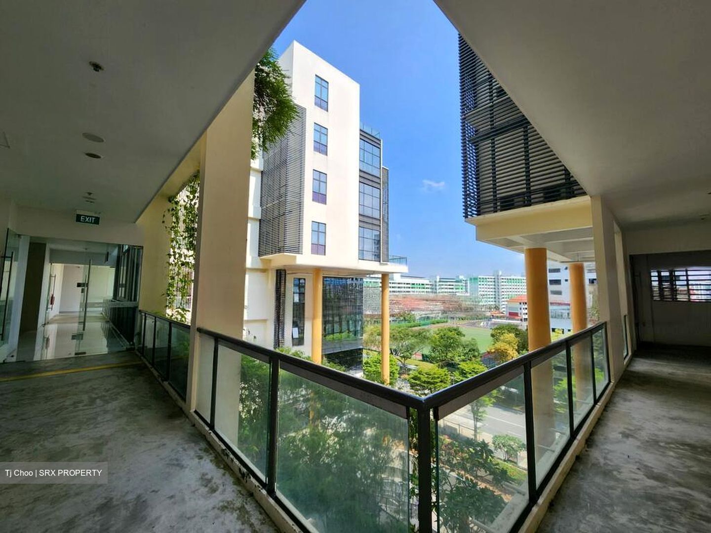 A'posh Bizhub (D27), Factory #474862971